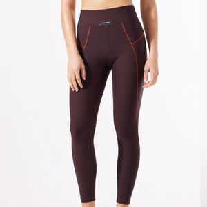 Savage x Fenty Running Hot 7/8 HighWaist Back Pocket Leggings in Brown - Size XL